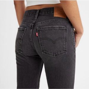 Levi’s Middy Bootcut Women’s Jeans (size 26)